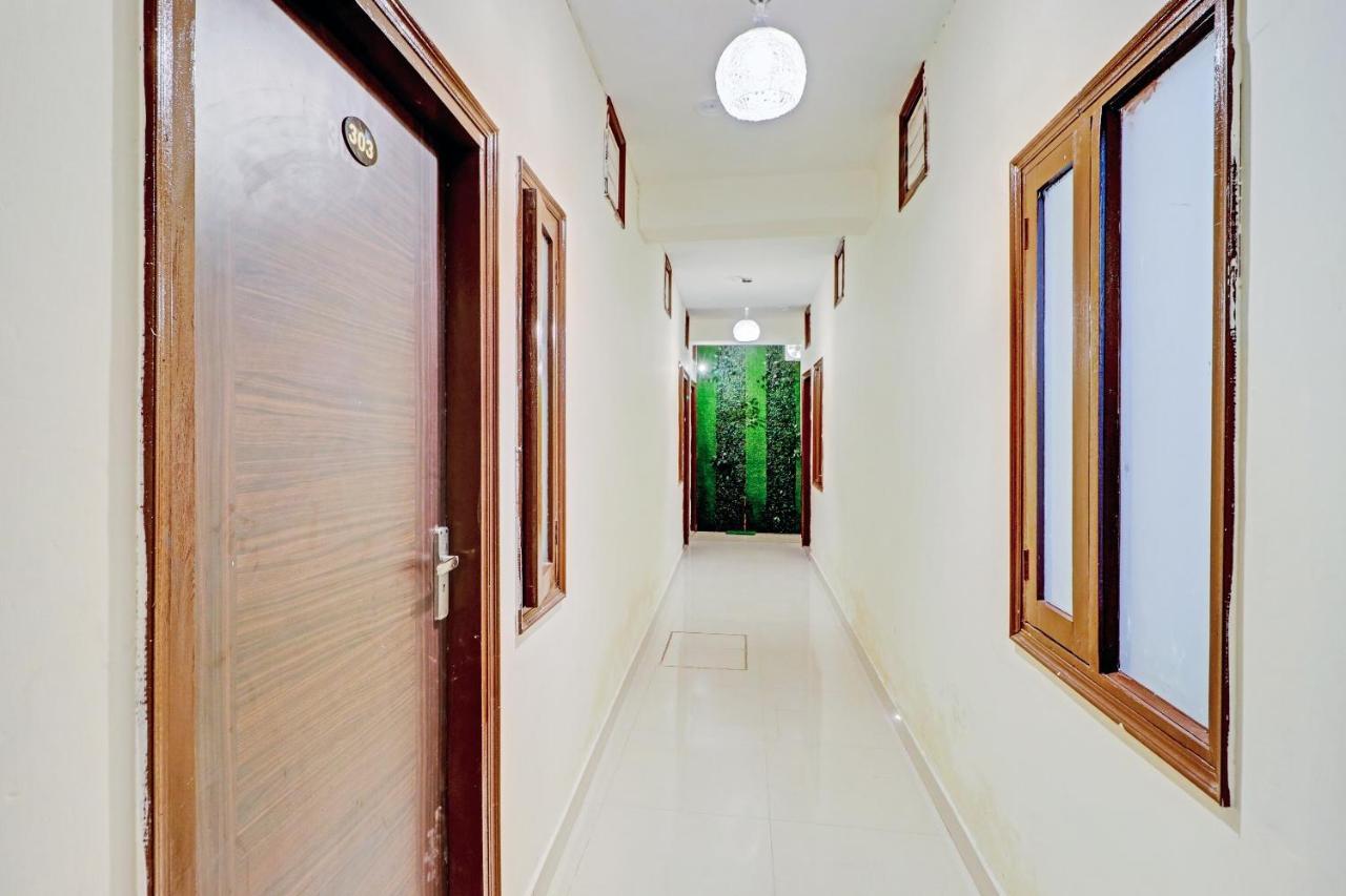 Hotel O Sky View Ludhiana Bagian luar foto